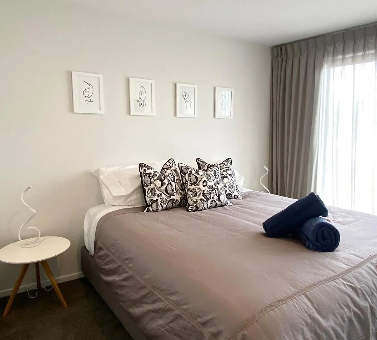 Вилла Luxury 3 Bed Townhouse By Hagley Park With Garage Крайстчёрч 0*,